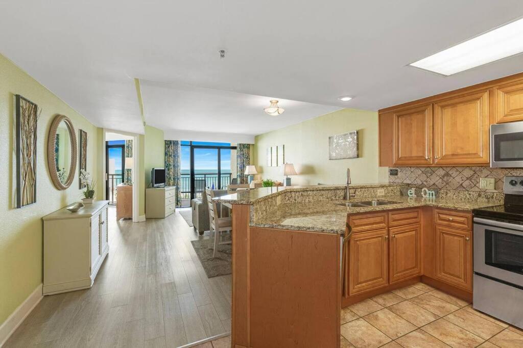 Breathtaking Oceanfront Suite Grand Cayman 451 Μιρτλ Μπιτς Εξωτερικό φωτογραφία