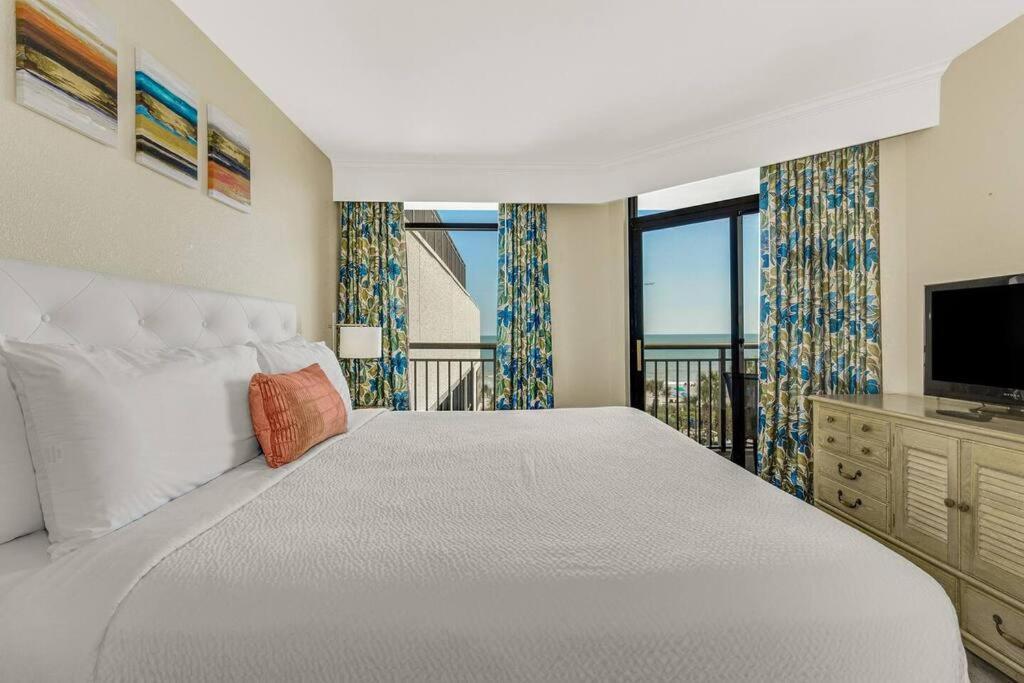 Breathtaking Oceanfront Suite Grand Cayman 451 Μιρτλ Μπιτς Εξωτερικό φωτογραφία