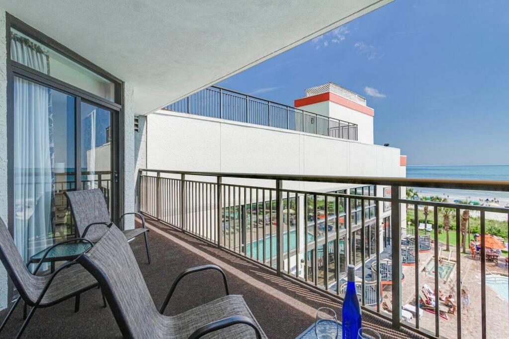 Breathtaking Oceanfront Suite Grand Cayman 451 Μιρτλ Μπιτς Εξωτερικό φωτογραφία