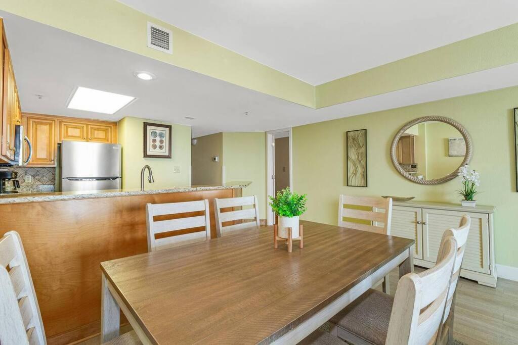 Breathtaking Oceanfront Suite Grand Cayman 451 Μιρτλ Μπιτς Εξωτερικό φωτογραφία