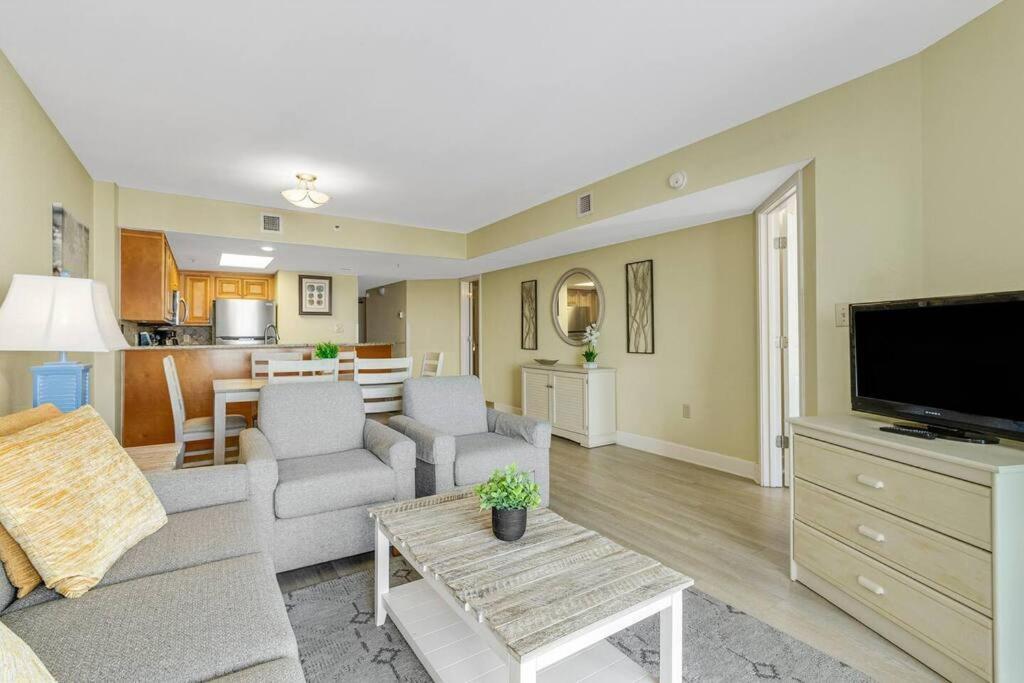 Breathtaking Oceanfront Suite Grand Cayman 451 Μιρτλ Μπιτς Εξωτερικό φωτογραφία