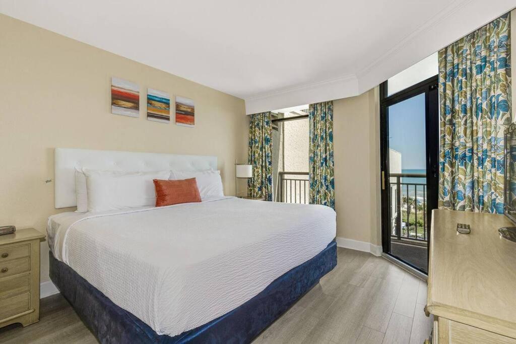 Breathtaking Oceanfront Suite Grand Cayman 451 Μιρτλ Μπιτς Εξωτερικό φωτογραφία